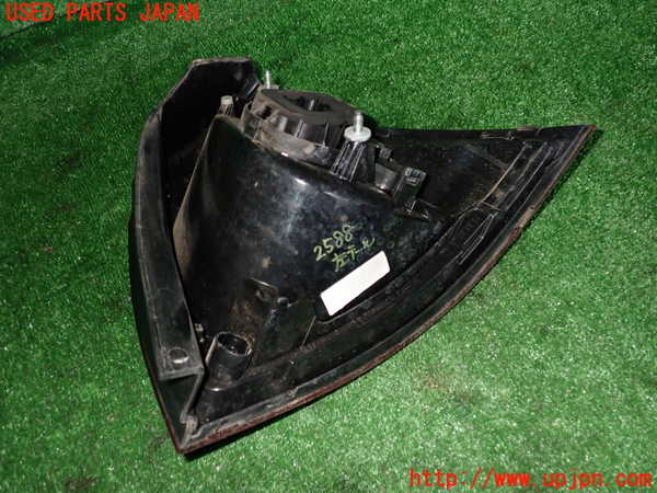 2UPJ-25881536]VW ゴルフ R32(1KBUBF)左テールランプ 中古_m0003.jpg