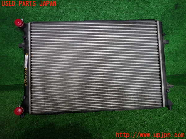 2UPJ-25882321]VW ゴルフ R32(1KBUBF)ラジエーター1 中古_m0003.jpg