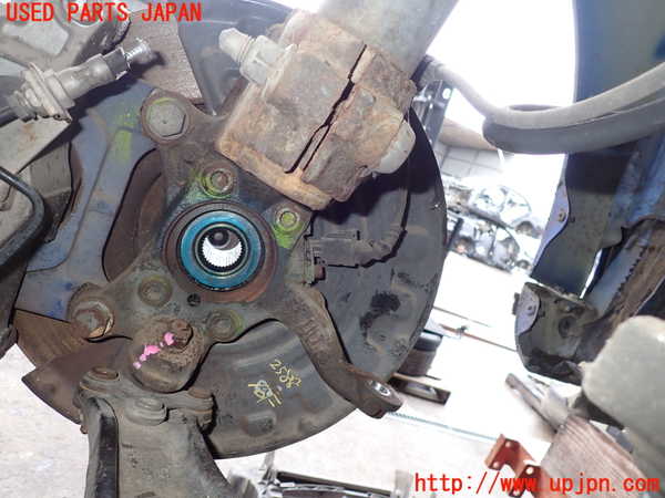 2UPJ-25884290]VW ゴルフ R32(1KBUBF)右フロントナックルハブ 中古_m0001.jpg