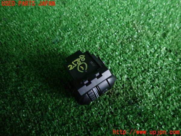 2UPJ-25886306]VW ゴルフ R32(1KBUBF)スイッチ1 (照度調節) 中古_m0002.jpg