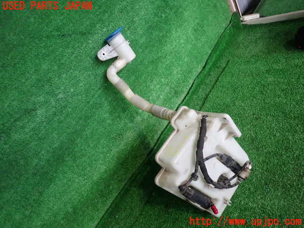 2UPJ-25886791]VW ゴルフ R32(1KBUBF)ウォッシャータンク1 中古_m0001.jpg