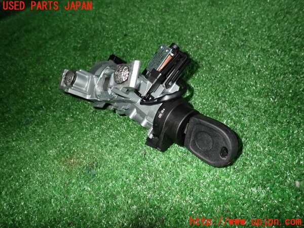 2UPJ-25886110]VW ゴルフ R32(1KBUBF)エンジンコンピューター 中古_m0003.jpg