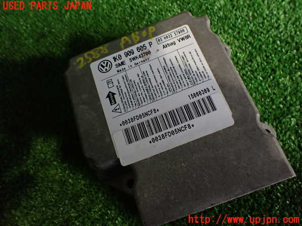 2UPJ-25886145]VW ゴルフ R32(1KBUBF)エアバッグコンピューター 中古_m0003.jpg