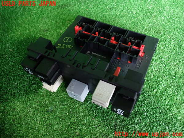 2UPJ-25886146]VW ゴルフ R32(1KBUBF)コンピューター1 中古_m0001.jpg