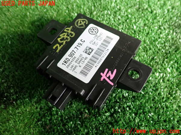 2UPJ-25886149]VW ゴルフ R32(1KBUBF)コンピューター4 中古_m0001.jpg