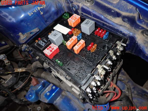 2UPJ-25886741]VW ゴルフ R32(1KBUBF)ヒューズボックス1 中古_m0002.jpg