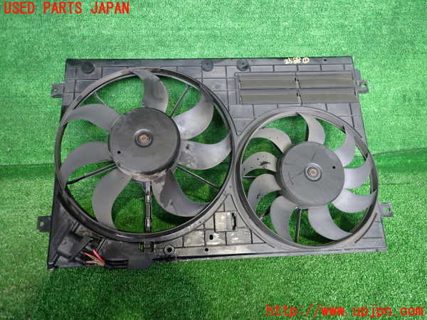 2UPJ-25886836]VW ゴルフ R32(1KBUBF)電動ファン1 中古_m0001.jpg