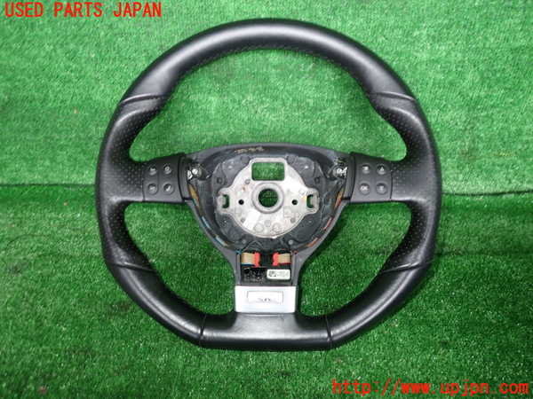 2UPJ-25887855]VW ゴルフ R32(1KBUBF)ステアリングホイール 中古_m0001.jpg
