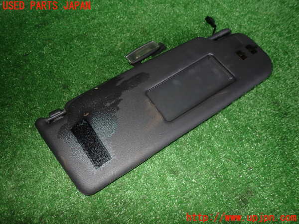 2UPJ-25887625]VW ゴルフ R32(1KBUBF)室内サンバイザー右側 中古_m0003.jpg