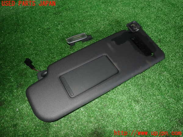 2UPJ-25887630]VW ゴルフ R32(1KBUBF)室内サンバイザー左側 中古_m0002.jpg