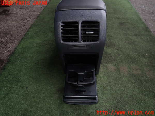 2UPJ-25887540]VW ゴルフ R32(1KBUBF)センターコンソール 中古_m0004.jpg