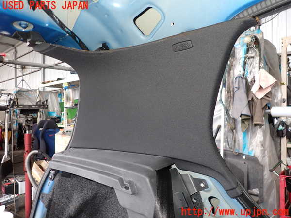 2UPJ-25887680]VW ゴルフ R32(1KBUBF)左リアピラートリム 中古_m0002.jpg