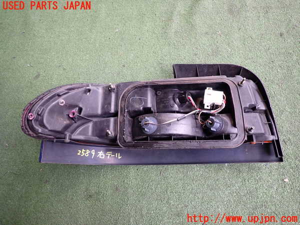 2UPJ-25891530]インプレッサ WRX-STi(GC8)右テールランプ 【ジャンク品】 中古_m0004.jpg