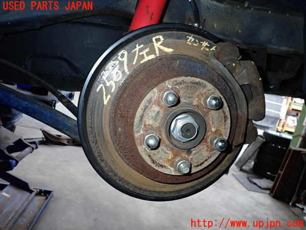 2UPJ-25894305]インプレッサ WRX-STi(GC8)左リアナックルハブ 中古_m0001.jpg