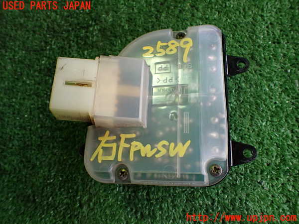 2UPJ-25896240]インプレッサ WRX-STi(GC8)右前パワーウィンドウスイッチ 中古_m0002.jpg