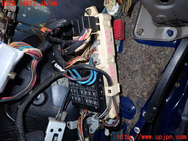 2UPJ-25896741]インプレッサ WRX-STi(GC8)ヒューズボックス1 中古_m0001.jpg