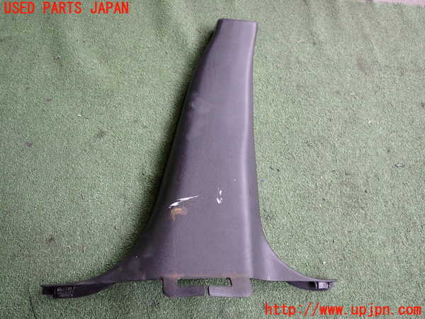 2UPJ-25897665]インプレッサ WRX-STi(GC8)右センターピラートリム 中古_m0001.jpg