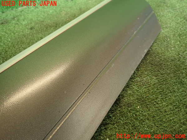 2UPJ-25901232]ポルシェ・カイエン ターボ(9PAM4851A)右前ドアパネル 中古_m0004.jpg
