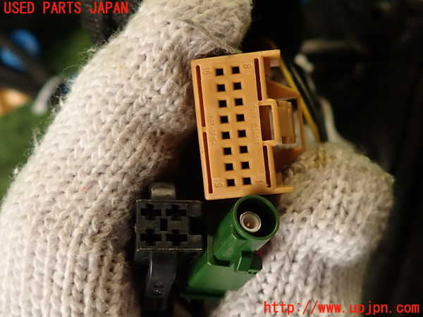 2UPJ-25901210]ポルシェ・カイエン ターボ(9PAM4851A)右ドアミラー 中古_m0004.jpg