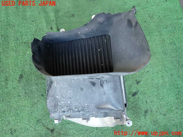 2UPJ-25902451]ポルシェ・カイエン ターボ(9PAM4851A)インタークーラー1 中古_m0001.jpg
