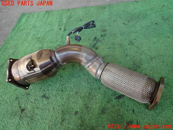 2UPJ-25902661]ポルシェ・カイエン ターボ(9PAM4851A)触媒1 中古_m0002.jpg