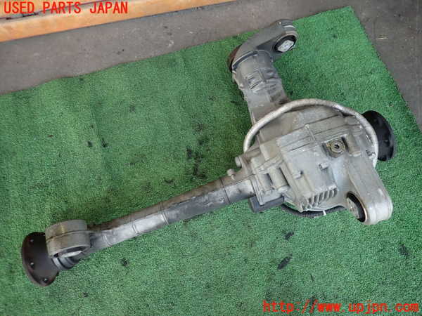 2UPJ-25904350]ポルシェ・カイエン ターボ(9PAM4851A)フロントデフ 中古_m0002.jpg