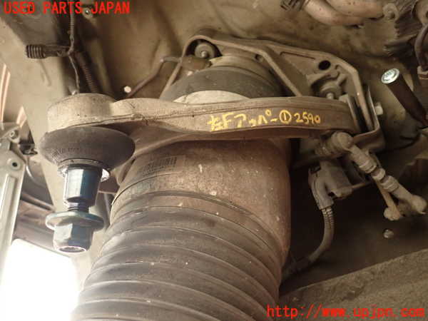 2UPJ-25905136]ポルシェ・カイエン ターボ(9PAM4851A)左フロントアッパーアーム1 中古_m0001.jpg