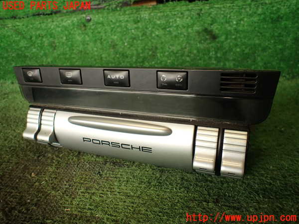 2UPJ-25906066]ポルシェ・カイエン ターボ(9PAM4851A)エアコンスイッチ1 中古_m0001.jpg