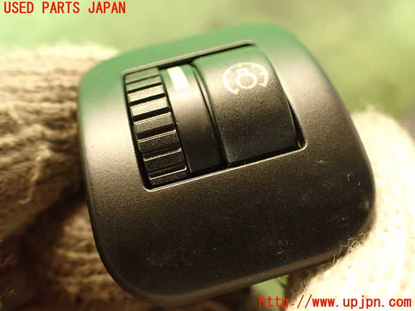 2UPJ-25906309]ポルシェ・カイエン ターボ(9PAM4851A)スイッチ4 (イルミ調光) 中古_m0002.jpg