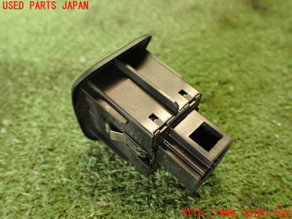 2UPJ-25906309]ポルシェ・カイエン ターボ(9PAM4851A)スイッチ4 (イルミ調光) 中古_m0003.jpg