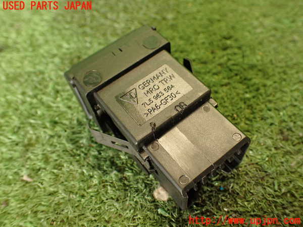 2UPJ-25906311]ポルシェ・カイエン ターボ(9PAM4851A)スイッチ6 (シートヒーター) 中古_m0003.jpg