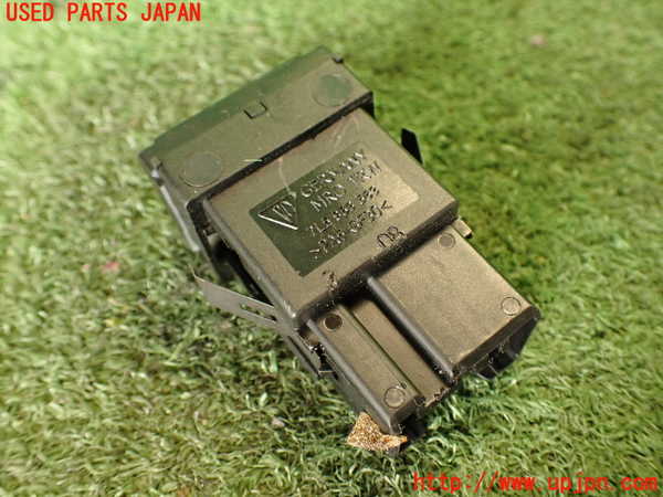 2UPJ-25906312]ポルシェ・カイエン ターボ(9PAM4851A)スイッチ7 (シートヒーター) 中古_m0003.jpg