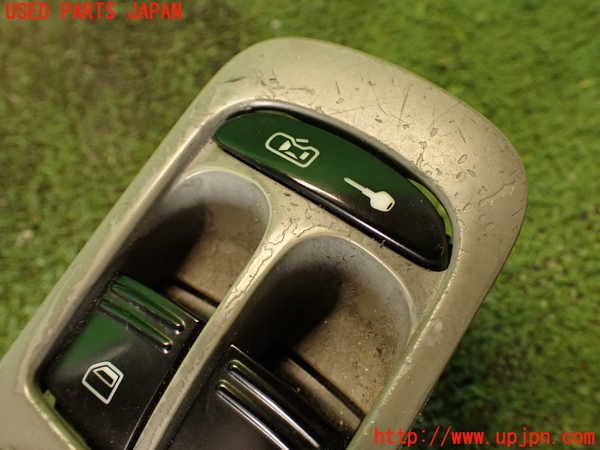 2UPJ-25906245]ポルシェ・カイエン ターボ(9PAM4851A)左前パワーウィンドウスイッチ 中古_m0002.jpg