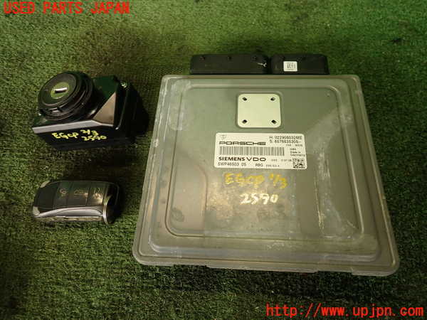 2UPJ-25906110]ポルシェ・カイエン ターボ(9PAM4851A)エンジンコンピューター 中古_m0001.jpg