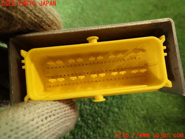 2UPJ-25906145]ポルシェ・カイエン ターボ(9PAM4851A)エアバッグコンピューター 中古_m0003.jpg