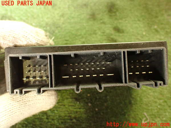 2UPJ-25906149]ポルシェ・カイエン ターボ(9PAM4851A)コンピューター4 (7L5 959 933 A) 中古_m0003.jpg