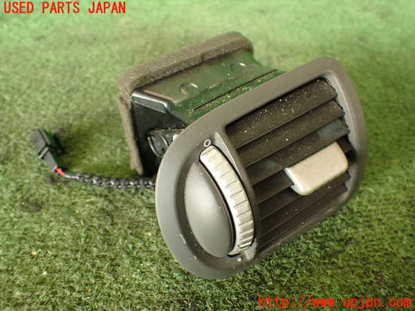 2UPJ-25907527]ポルシェ・カイエン ターボ(9PAM4851A)エアコン吹き出し口2 (左) 中古_m0001.jpg