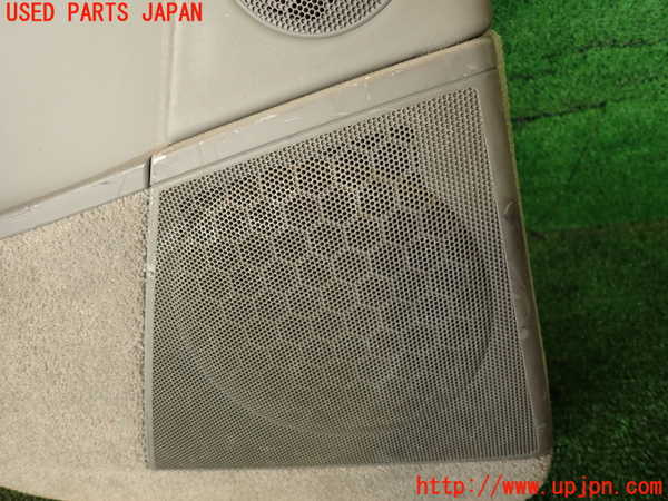 2UPJ-25901324]ポルシェ・カイエン ターボ(9PAM4851A)左後ドア内張り 中古_m0003.jpg