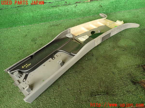2UPJ-25907670]ポルシェ・カイエン ターボ(9PAM4851A)左センターピラートリム 中古_m0004.jpg