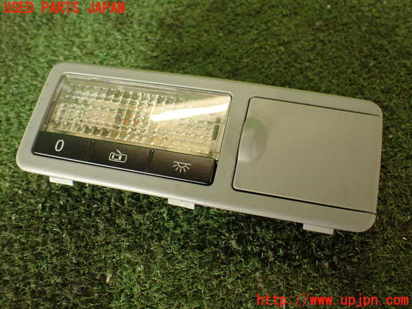 2UPJ-25906412]ポルシェ・カイエン ターボ(9PAM4851A)ルームランプ2 (左) 中古_m0001.jpg
