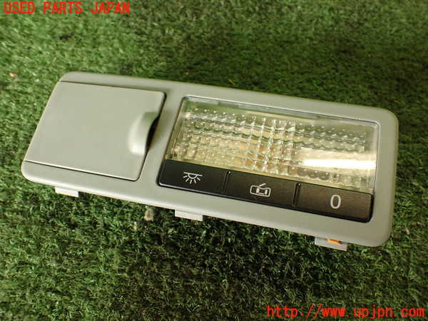 2UPJ-25906413]ポルシェ・カイエン ターボ(9PAM4851A)ルームランプ3 (右) 中古_m0001.jpg