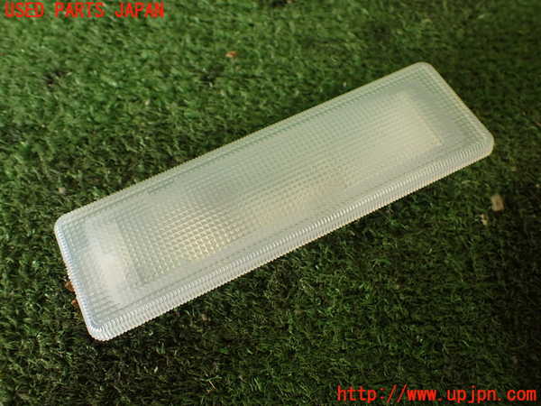 2UPJ-25906414]ポルシェ・カイエン ターボ(9PAM4851A)ルームランプ4 (真中) 中古_m0001.jpg