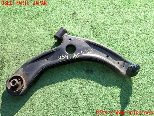 2UPJ-25915176]ライズ(RAIZE)(A201A)右フロントロアアーム1 中古_m0001.jpg