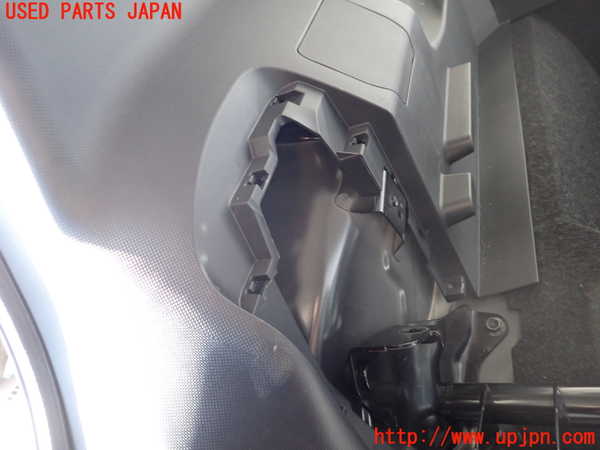 2UPJ-25917675]ライズ(RAIZE)(A201A)右リアピラートリム 中古_m0003.jpg