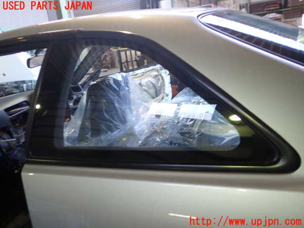 5UPJ-25921382]スプリンター トレノ(AE110)左クォーターガラス 中古(M213)_m0001.jpg
