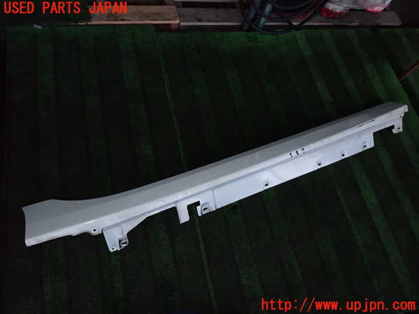 2UPJ-25931390]BMW 118i(7K15)(F40)右サイドステップ 中古_m0001.jpg