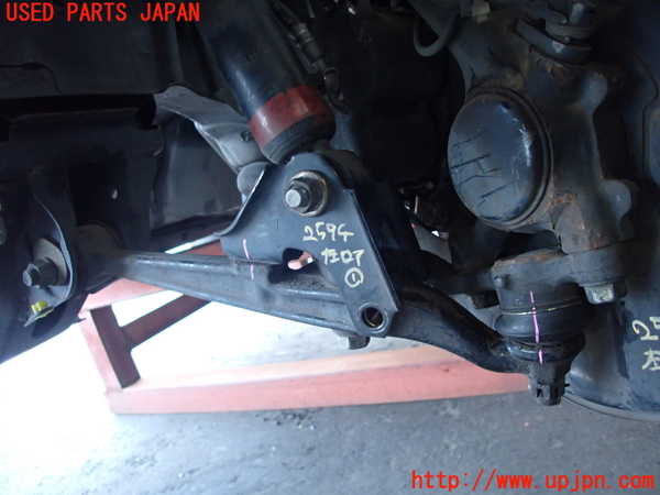 2UPJ-25945186]アルテッツァ(SXE10)左フロントロアアーム1 中古_m0001.jpg