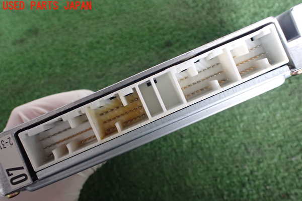 2UPJ-25946110]アルテッツァ(SXE10)エンジンコンピューター 中古_m0004.jpg