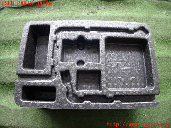 5UPJ-25947772]アルテッツァ(SXE10)ラゲッジトレイ2 中古_m0003.jpg