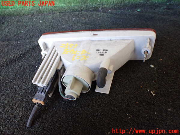 1UPJ-25951162]キャラバン コーチ(KRE24)左ウィンカーレンズ 中古_m0002.jpg